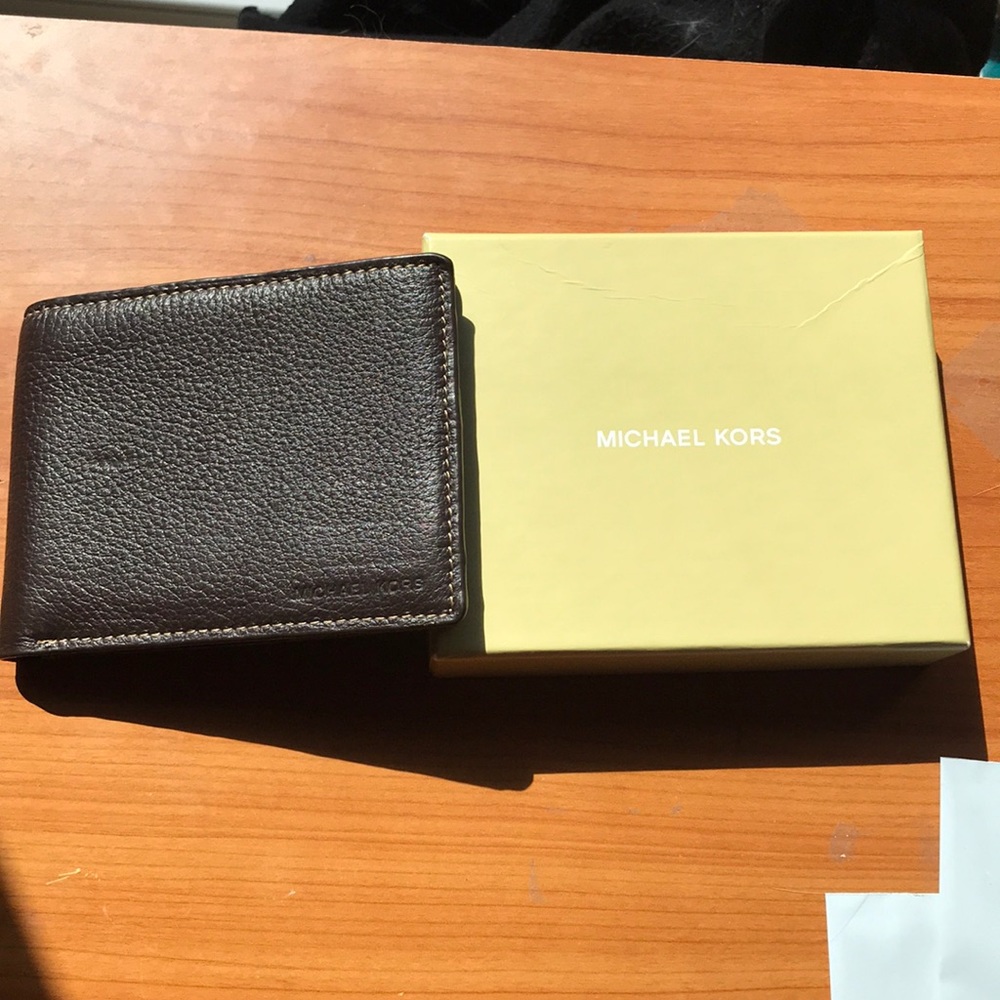 Michael Kors wallet